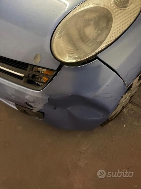 Usata Nissan Micra 2003 Blu Utilitaria