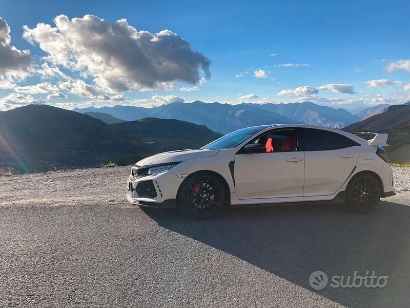 Usata Honda Civic Type R 320 CV (235 kW) 2019 Bianco Berlina