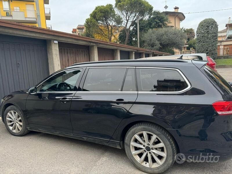 Nero Usata 2016 VW Passat Comfortline Station wagon | 10.000 € (Super prezzo) - Immagine 1/4