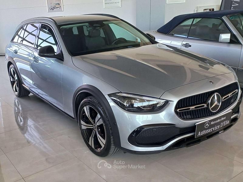 Usata Mercedes C220 Premium 200 CV (147 kW) 2022 High tech Station wagon