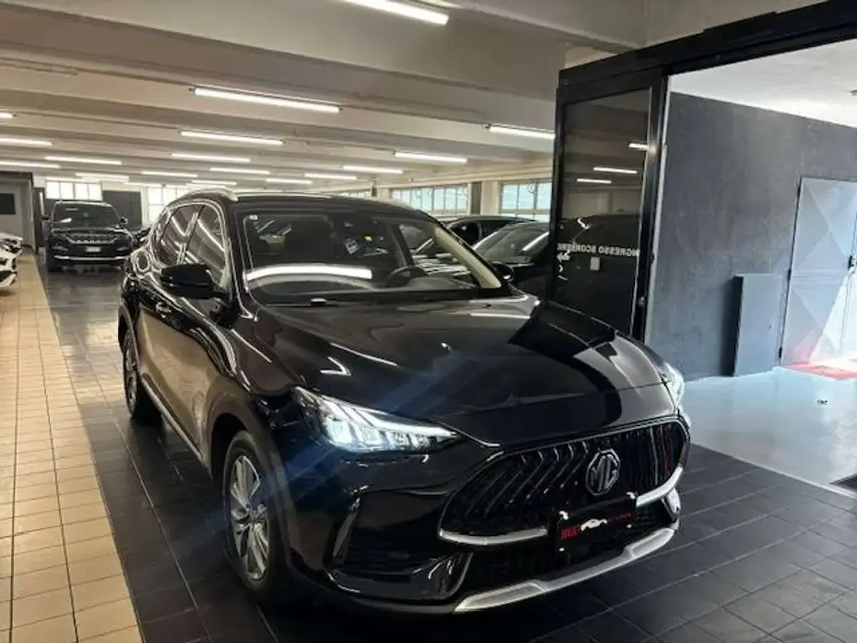 Usata MG HS Luxury 162 CV (119 kW) 2024 Nero SUV