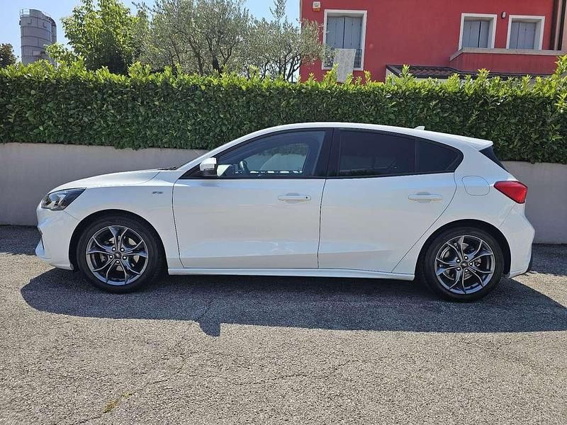 Usata Ford Focus ST-Line 120 CV (88 kW) 2020 Berlina