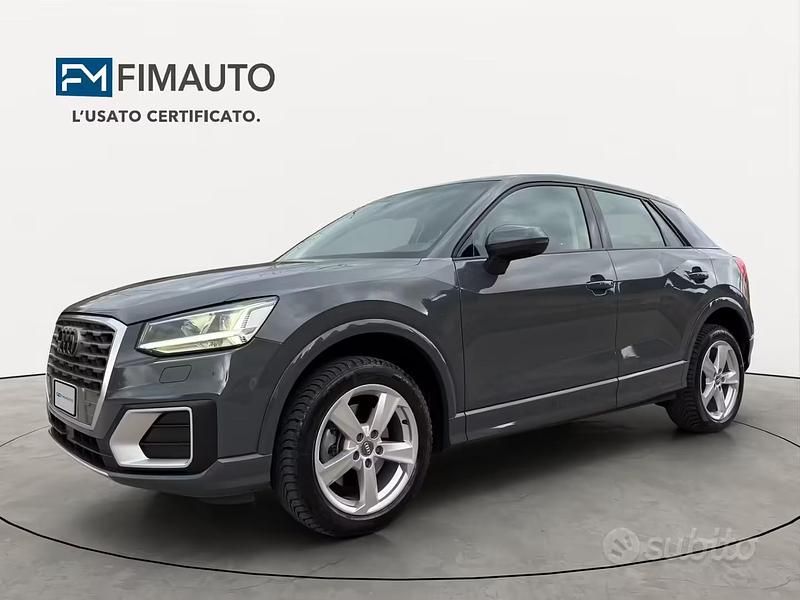 Usata Audi Q2 Admired 116 CV (85 kW) 2019 Grigio SUV