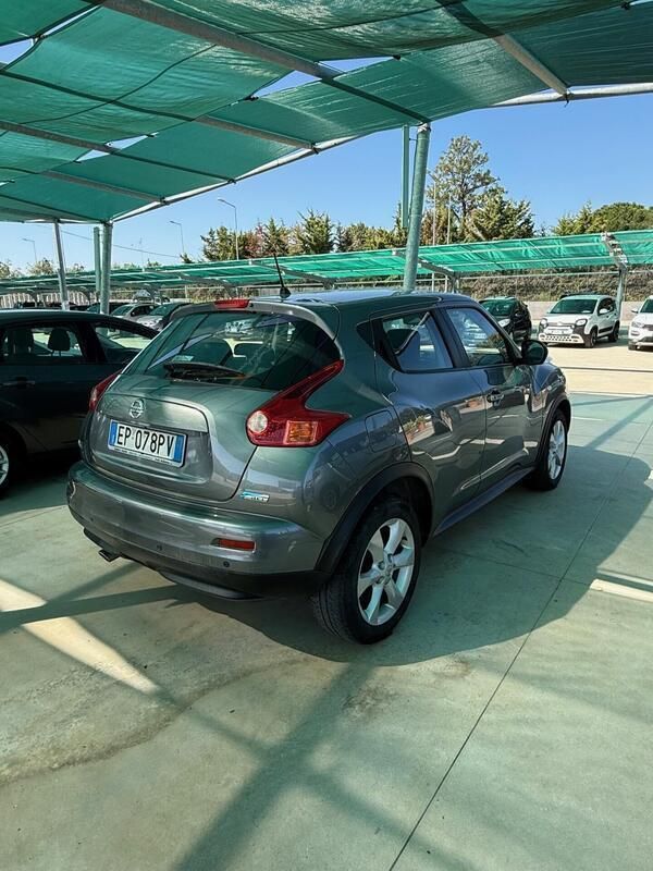 Usata Nissan Juke 110 CV (80 kW) 2013 Grigio SUV