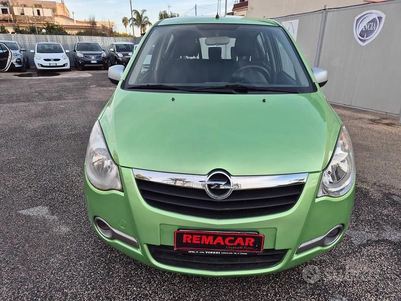 Usata Opel Agila Enjoy 65 CV (47 kW) 2009 Verde Monovolume