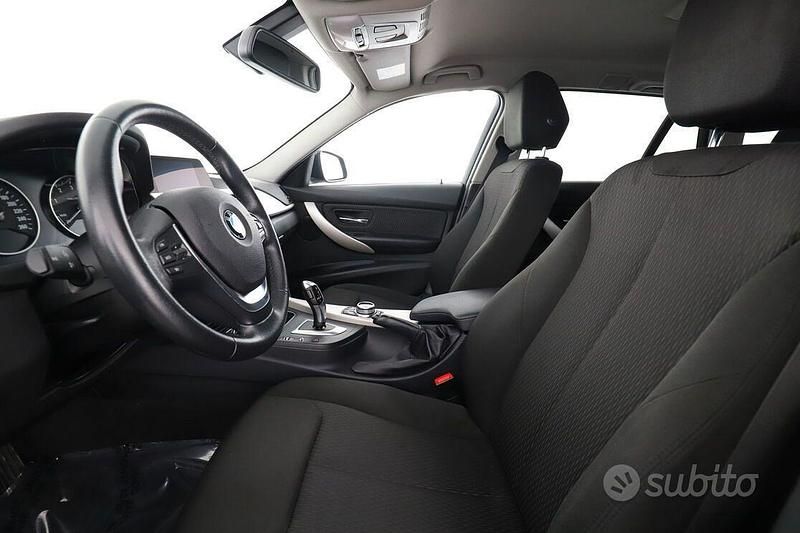Usata BMW 318 150 CV (110 kW) 2018 Grigio Station wagon
