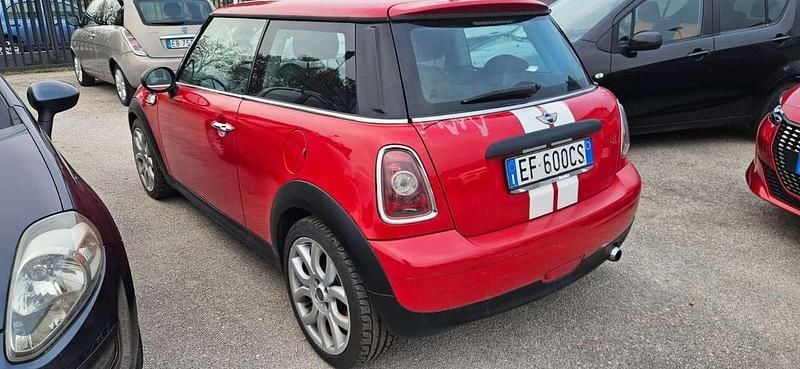 Usata Mini ONE 95 CV (69 kW) 2010 Rosso Utilitaria