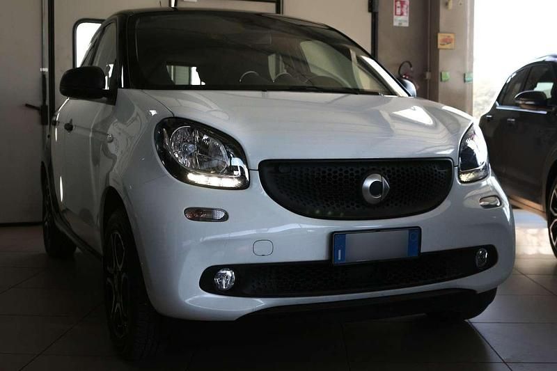 Usata Smart ForFour Superpassion 71 CV (52 kW) 2019 Bianco Utilitaria