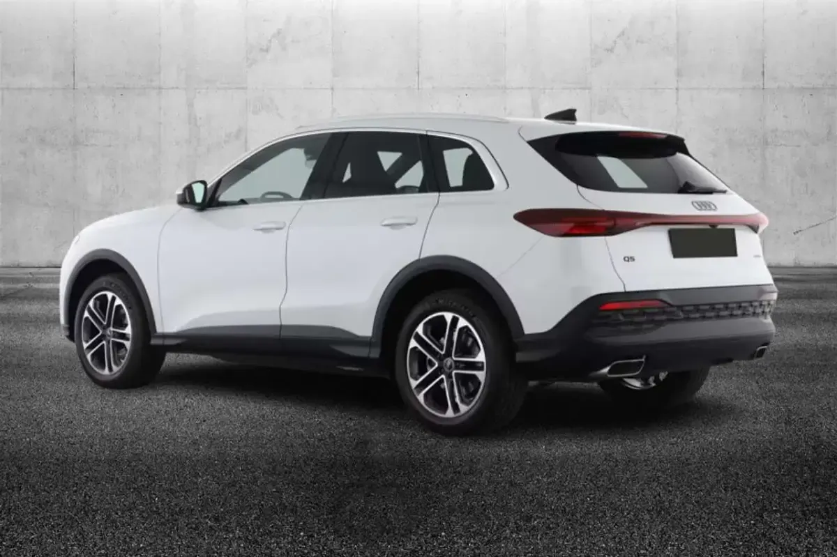 Usata Audi Q5 Business 204 CV (150 kW) 2025 Bianco SUV