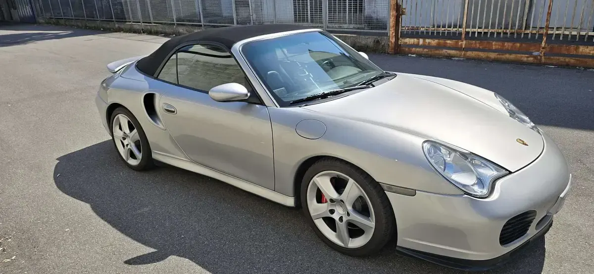 Usata Porsche 911 420 CV (308 kW) 2005 Cabrio
