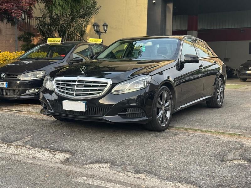 Gebraucht Mercedes E200 Executive 135 PS (99 kW) 2015 Schwarz Limousine