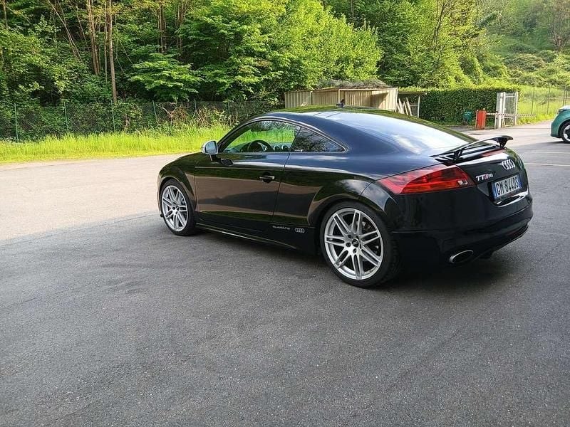 Usata Audi TT RS 340 CV (250 kW) 2010 Nero Cabrio