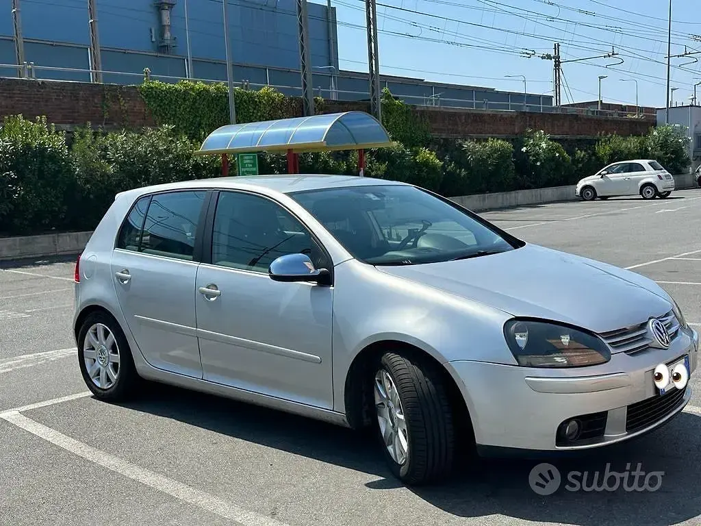 Usata VW Golf IV 2005 Grigio Berlina