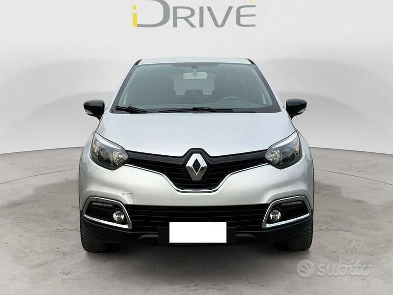 Usata Renault Captur Business 90 CV (66 kW) 2016 Grigio SUV