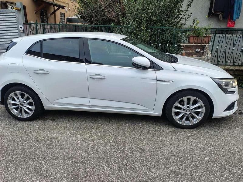 Usata Renault Mégane IV LIMITED 110 CV (80 kW) 2016 Berlina