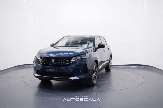 Blu metallizzato Usata 2023 Peugeot 5008 GT Monovolume | 26.990 € (Buon prezzo) - Immagine 1/4
