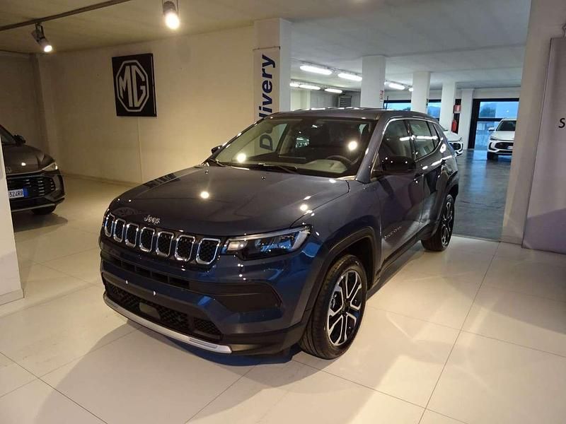 Nuova Jeep Compass Altitude 131 CV (96 kW) 2025 Blu/azzurro SUV