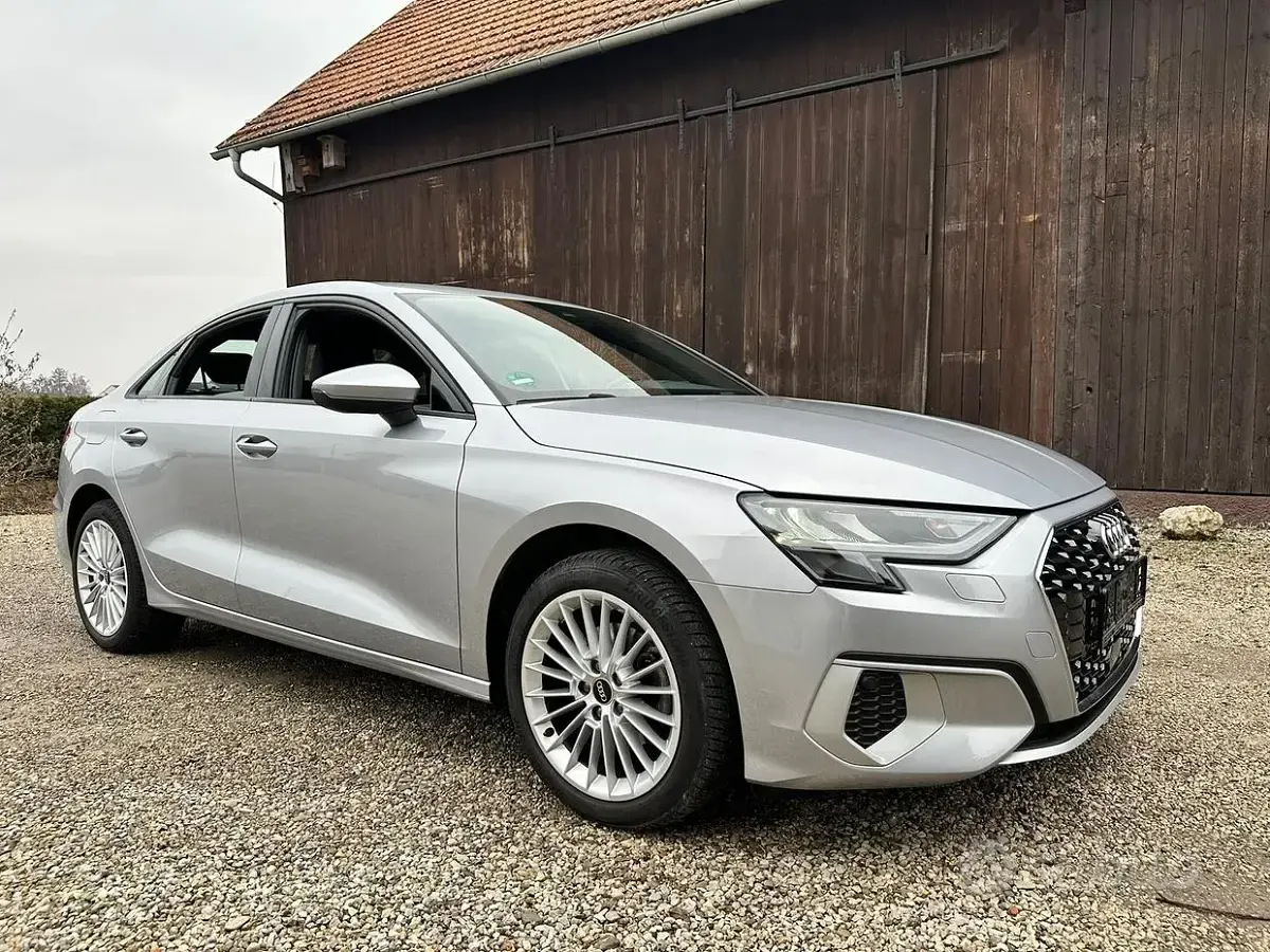 Usata Audi A3 110 CV (80 kW) 2022 Grigio Berlina