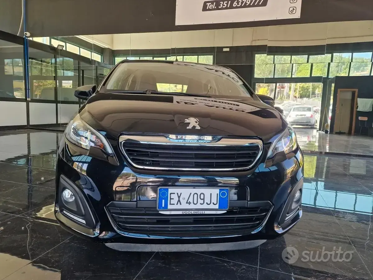 Usata Peugeot 108 Access 69 CV (50 kW) 2014 Nero Berlina