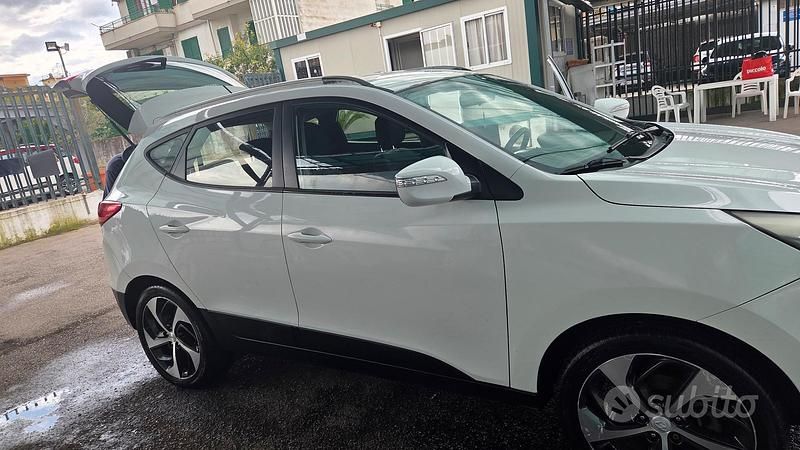 Usata Hyundai ix35 115 CV (84 kW) 2012 Bianco SUV