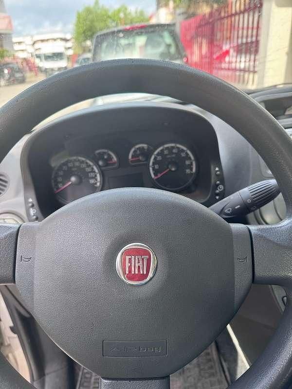 Usata Fiat Panda Dynamic 69 CV (50 kW) 2011 Bianco Utilitaria