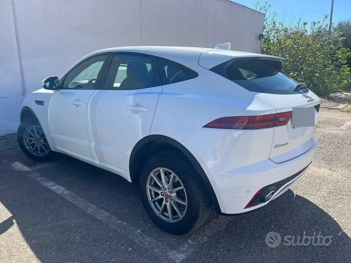 Usata Jaguar E-Pace 150 CV (110 kW) 2019 Bianco SUV