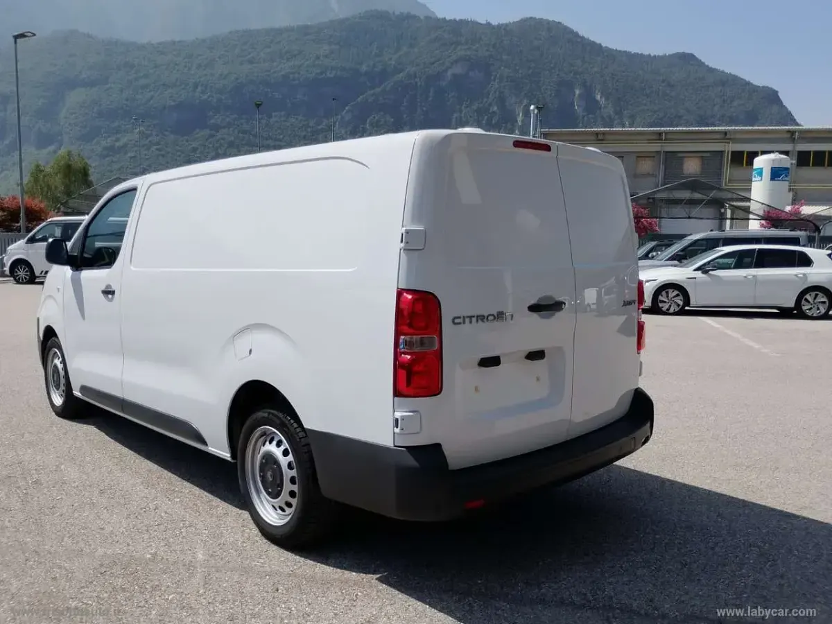Usata Citroën Jumpy 144 CV (105 kW) 2024 Bianco Monovolume