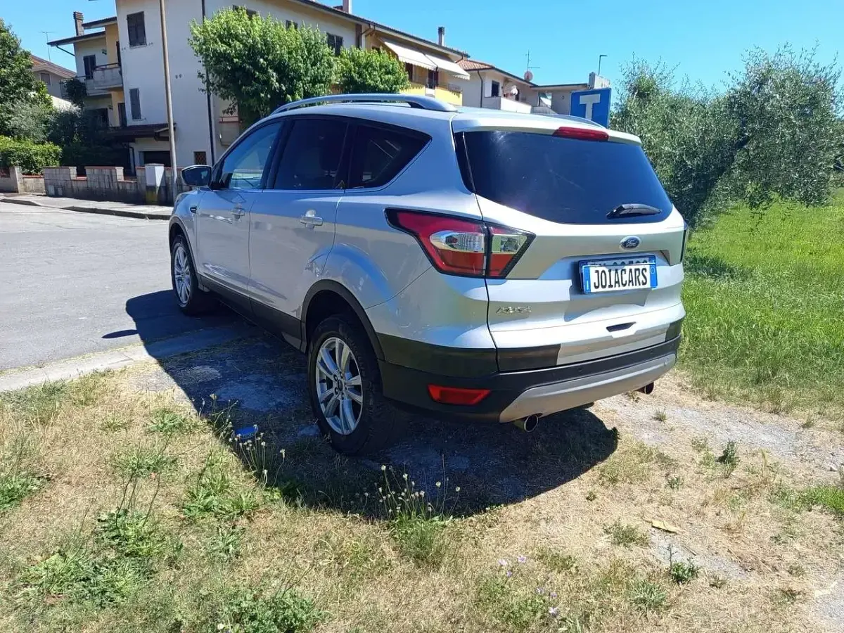 Usata Ford Kuga ST-Line 120 CV (88 kW) 2019 Argento SUV