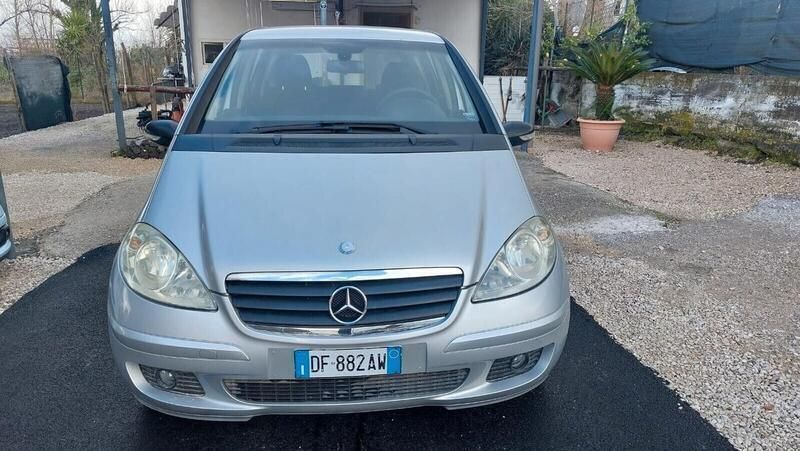 Usata Mercedes A150 Classic 95 CV (69 kW) 2004 Grigio Monovolume