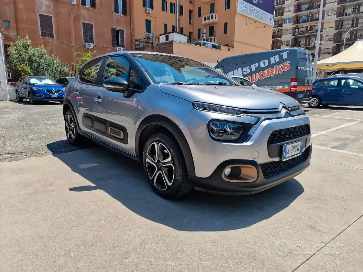 Usata Citroën C3 Shine 83 CV (61 kW) 2022 Grigio Utilitaria