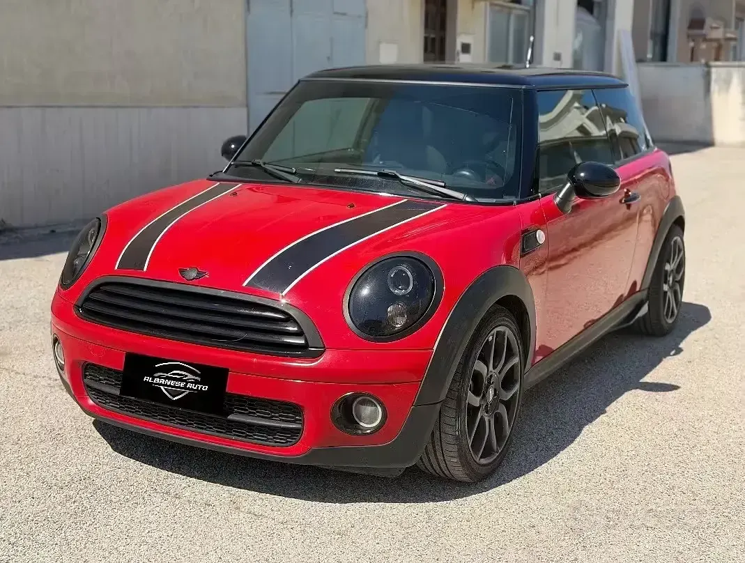 Usata Mini Cooper 109 CV (80 kW) 2007 Rosso Utilitaria