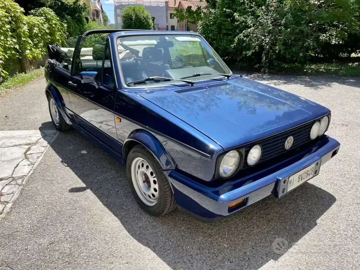 Usata VW Golf Cabriolet 98 CV (72 kW) 1992 Blu Cabrio