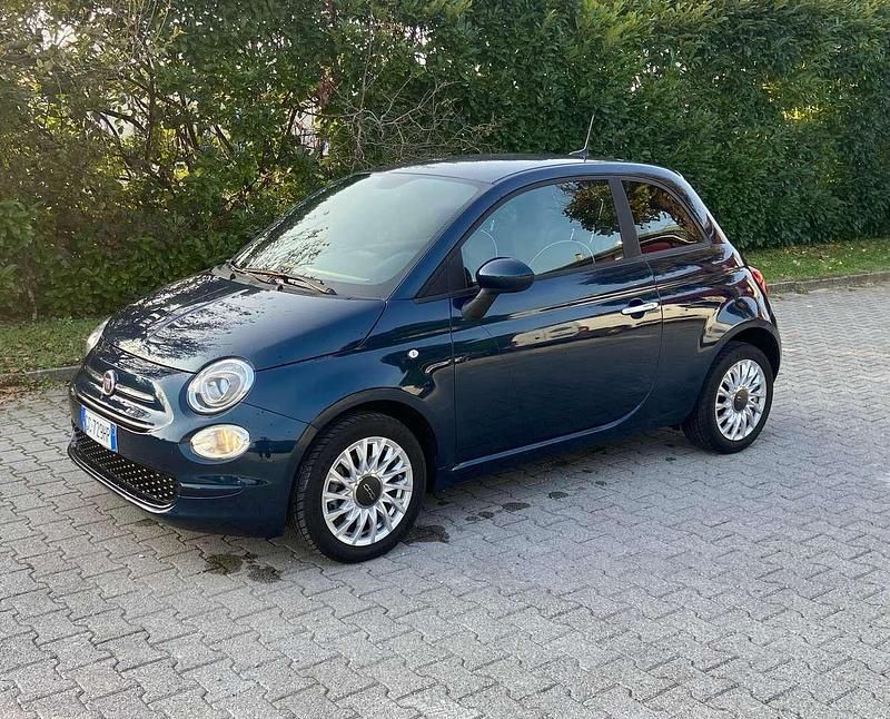 Blu/azzurro Usata 2020 Fiat 500 Lounge Due volumi | 9900 € (Ottimo prezzo) - Immagine 1/3