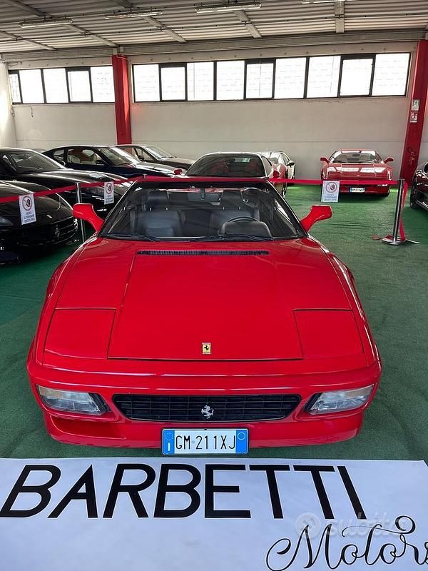 Usata Ferrari 348 320 CV (235 kW) 1993 Rosso Cabrio