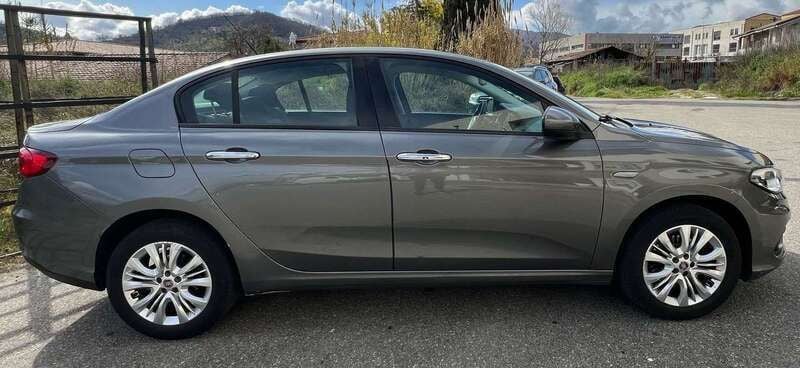 Usata Fiat Tipo Opening Edition 120 CV (88 kW) 2016 Grigio Berlina