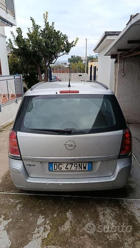 Usata Opel Zafira Cosmo 150 CV (110 kW) 2007 Grigio Monovolume