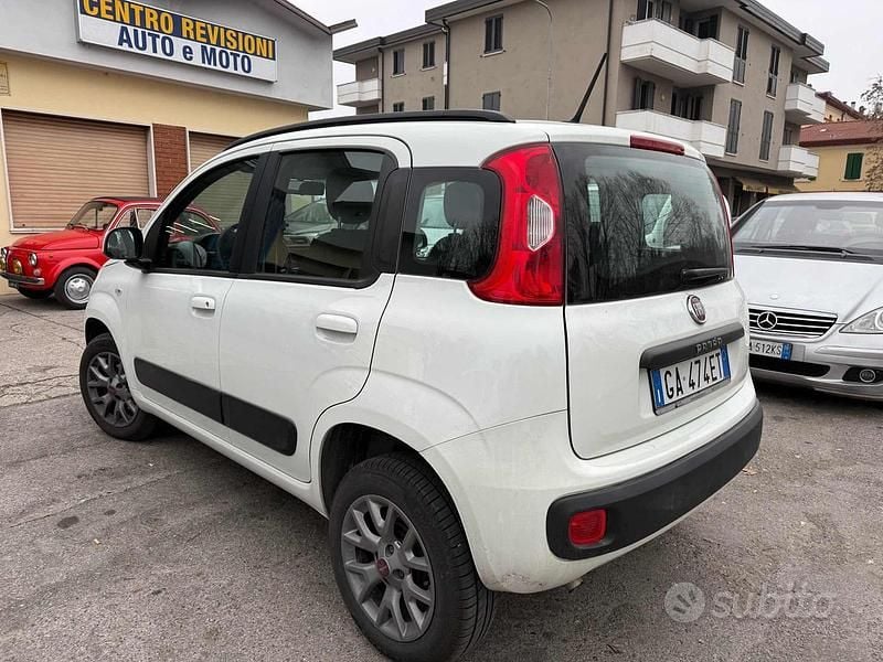 Usata Fiat Panda Lounge 84 CV (61 kW) 2020 Bianco Utilitaria