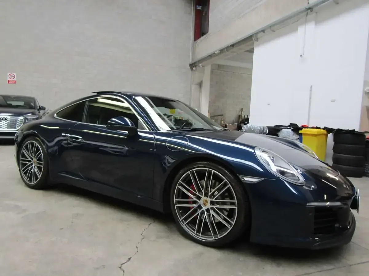 Usata Porsche 911 Carrera S 420 CV (308 kW) 2017 Night blue metallic Coupé
