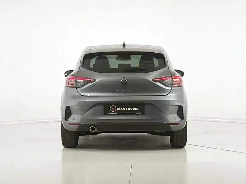 Usata Renault Clio Techno 91 CV (66 kW) 2025 Grigio Utilitaria