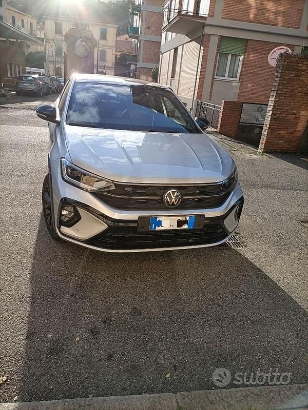 Usata VW Taigo R-line 110 CV (80 kW) 2022 Grigio SUV