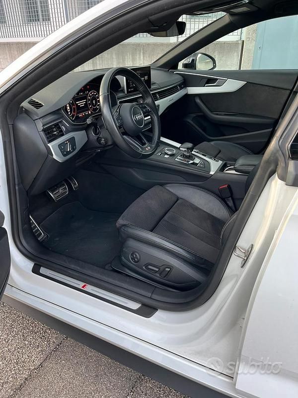 Usata Audi A5 S-Line 190 CV (139 kW) 2018 Bianco Coupé