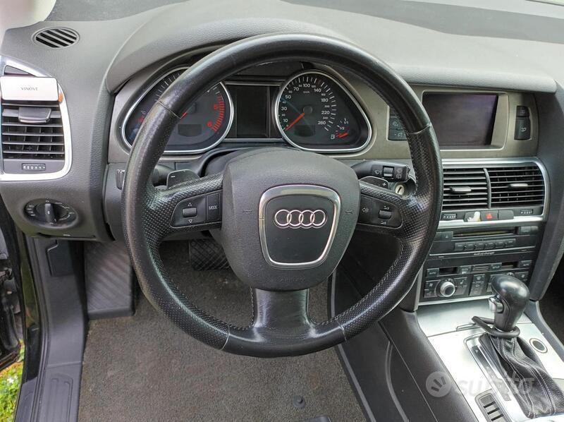 Usato 2006 Audi Q7 3.0 Diesel 233 CV (7.900 €)