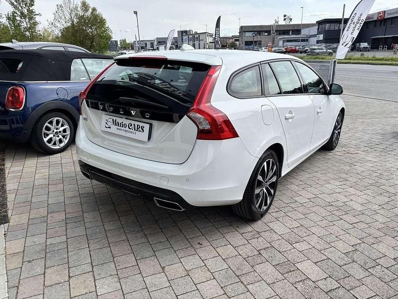 Usata Volvo V60 Dynamic 120 CV (88 kW) 2017 Bianco Station wagon