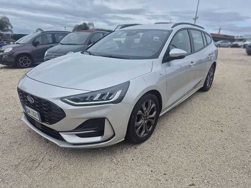 Argento Usata 2023 Ford Focus ST-Line Station wagon | 13.190 € (Super prezzo) - Immagine 1/4