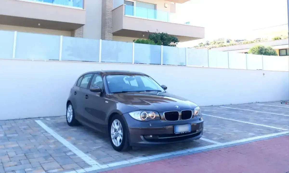Occasion BMW 120 Efficient Dynamics 177 ch (130 kW) 2009 Beige Citadine