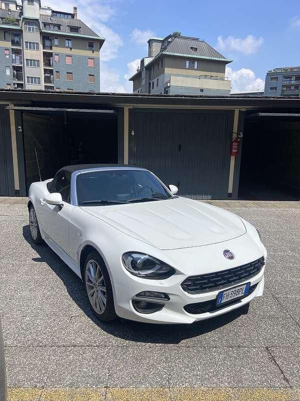Usata Fiat 124 Spider Lusso 140 CV (102 kW) 2017 Cabrio