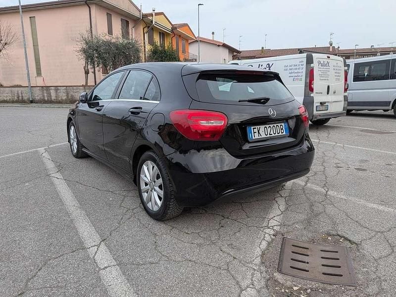 Usata Mercedes A160 Business 90 CV (66 kW) 2017 Nero Berlina
