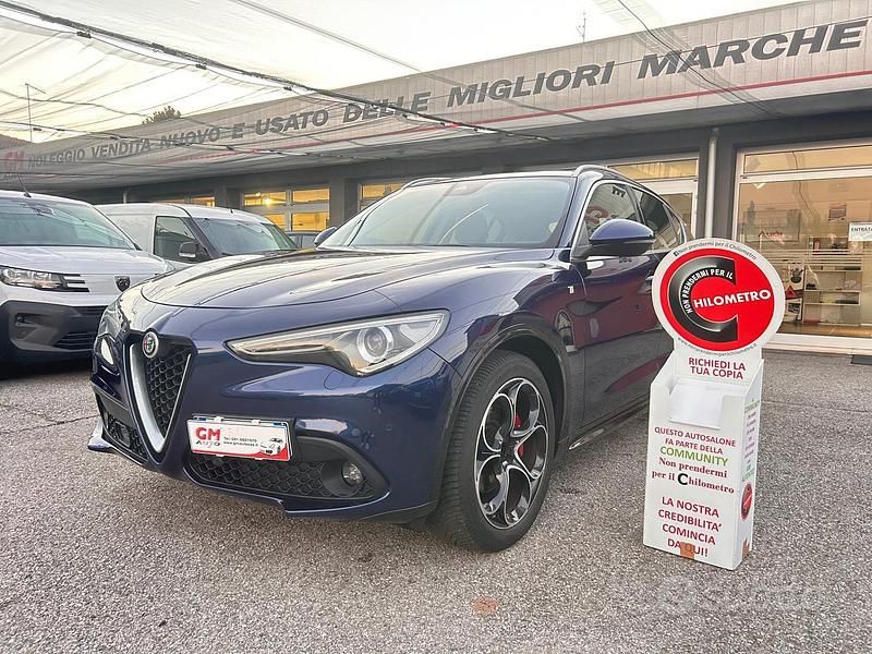 Blu Usata 2021 Alfa Romeo Stelvio Ti SUV | 23.901 € (Buon prezzo) - Immagine 1/4