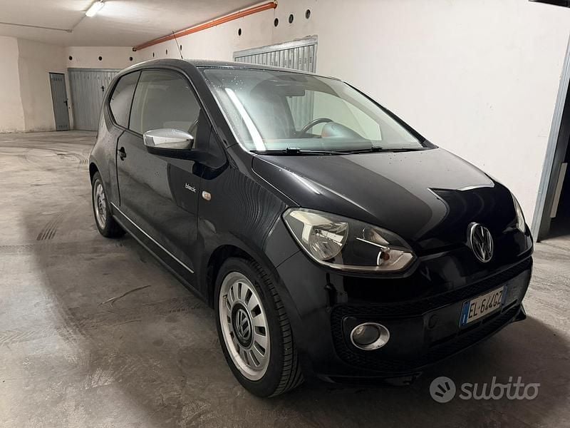 Usata VW up! Black Edition 75 CV (55 kW) 2012 Nero Utilitaria