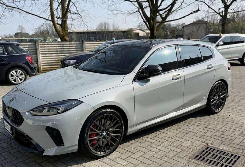 Usata BMW 120 M Sport 156 CV (114 kW) 2025 Grigio Utilitaria